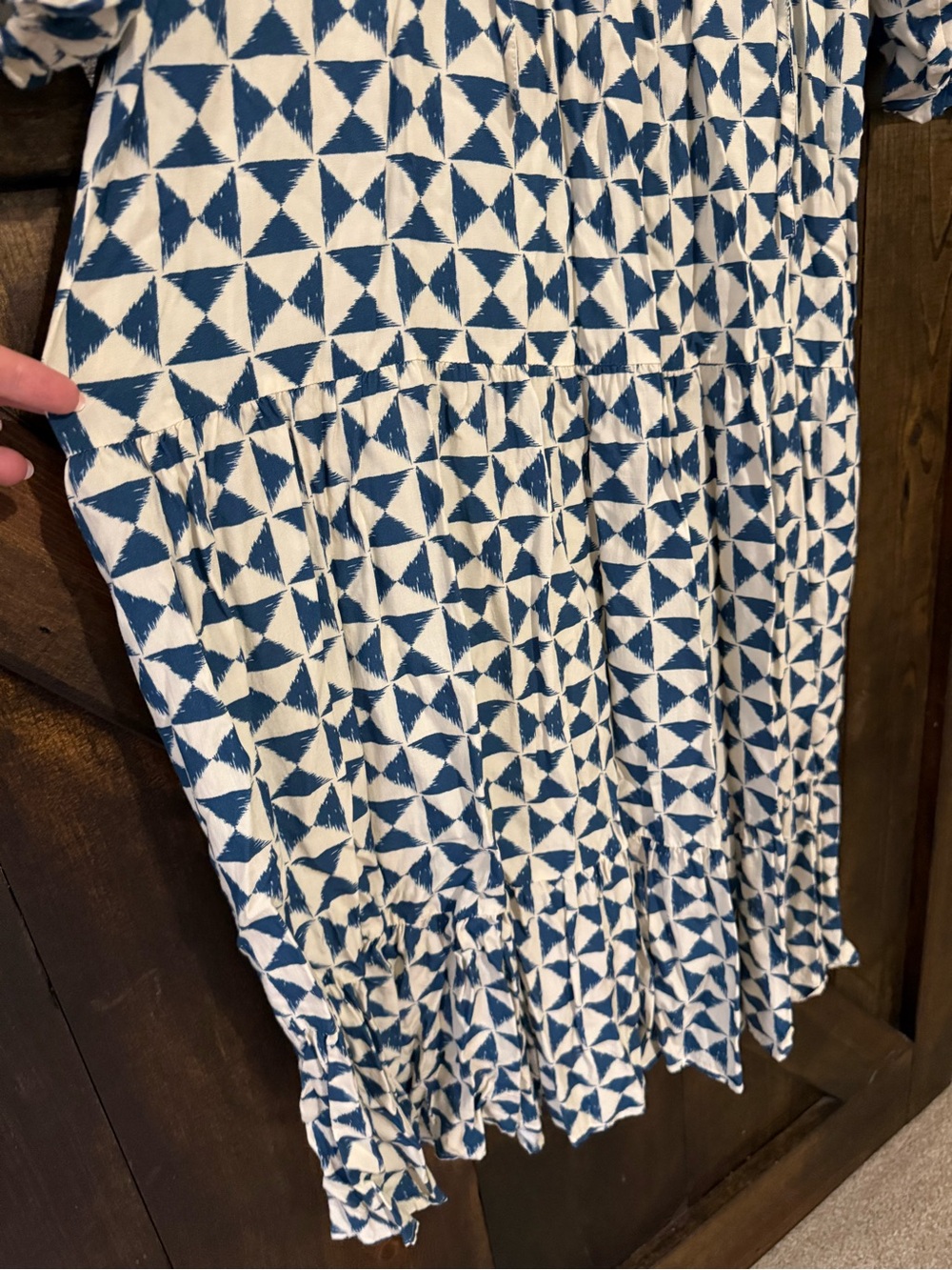 V-Neck Blue & White Geometric Tiered Midi Dress - Picture 4 of 7